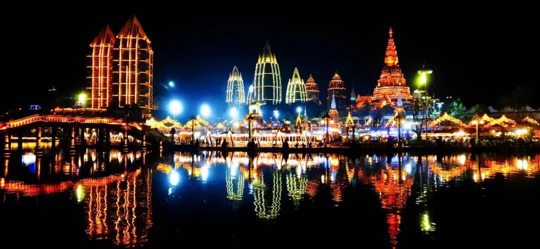 西双版纳告庄西双景星光夜市，为什么那么多人喜欢她？