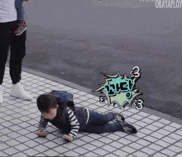 在工作中突发疾病身亡能算工伤吗,下班回家出事故怎么才能认定工伤