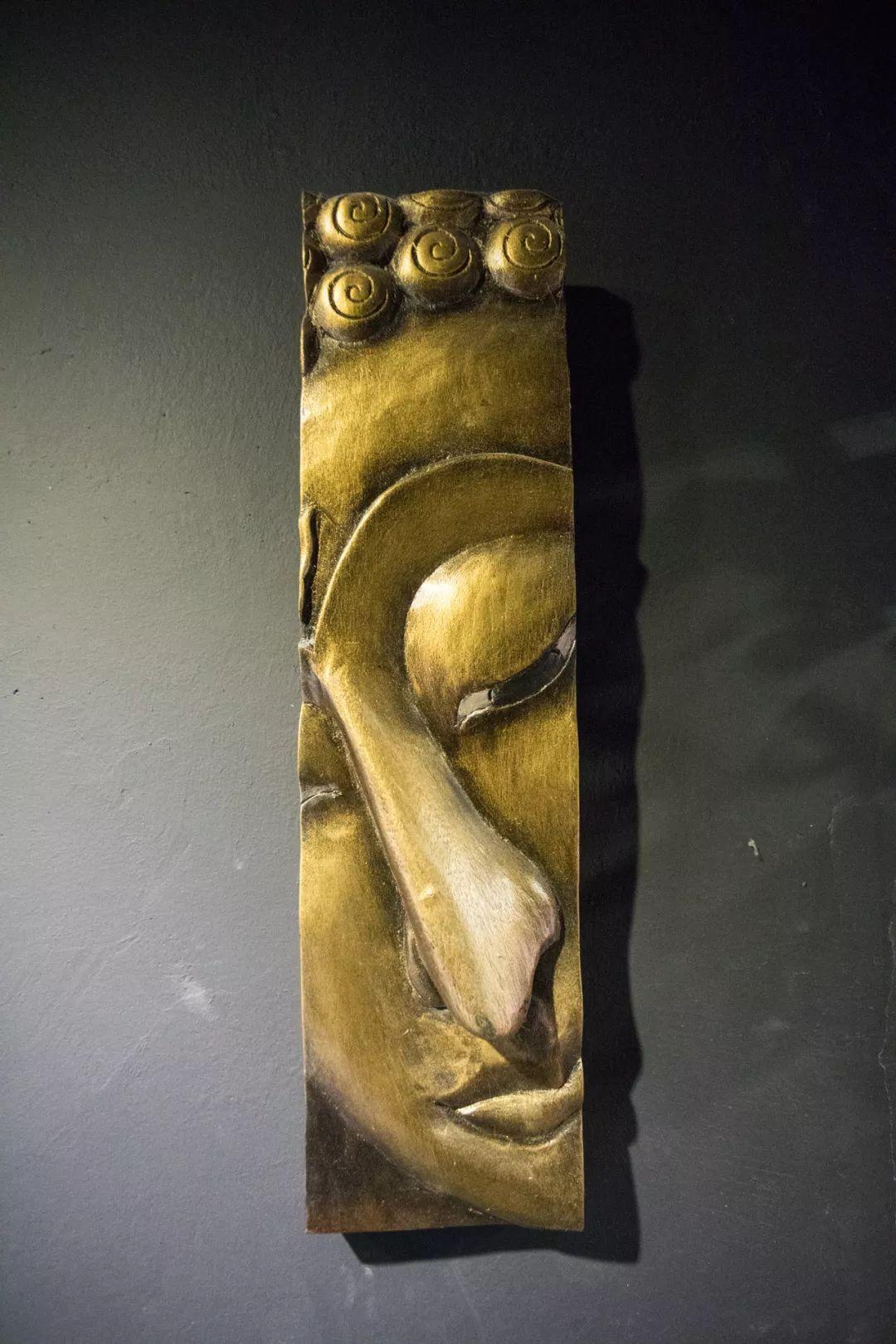 罗湖有家怪店，十个人来吃完饭后，老板居然多了一百个朋友