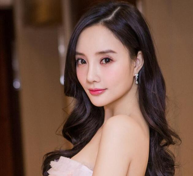 李小璐出生于安徽安庆,李小璐籍贯