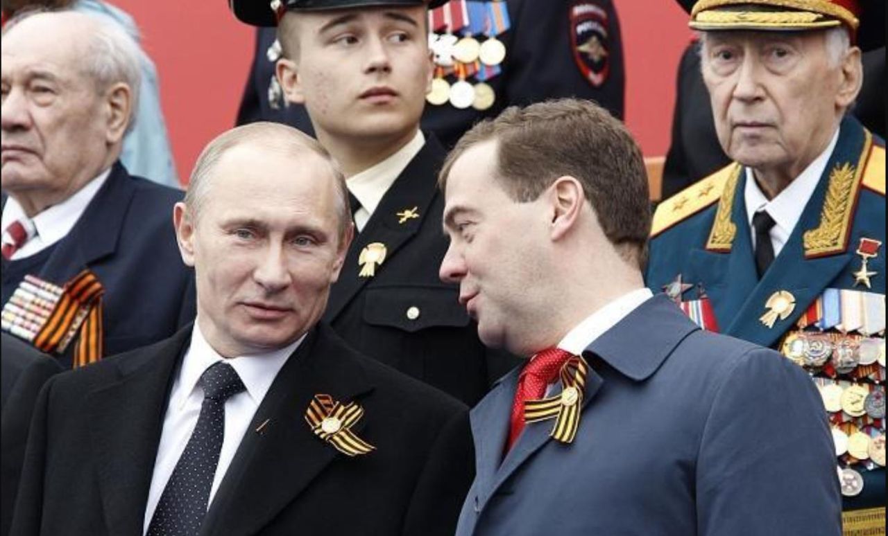 普京携带核手提箱的军演,普京核手提箱最新消息