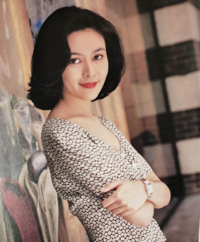 关之琳的情史简介,关之琳的情史有多厉害