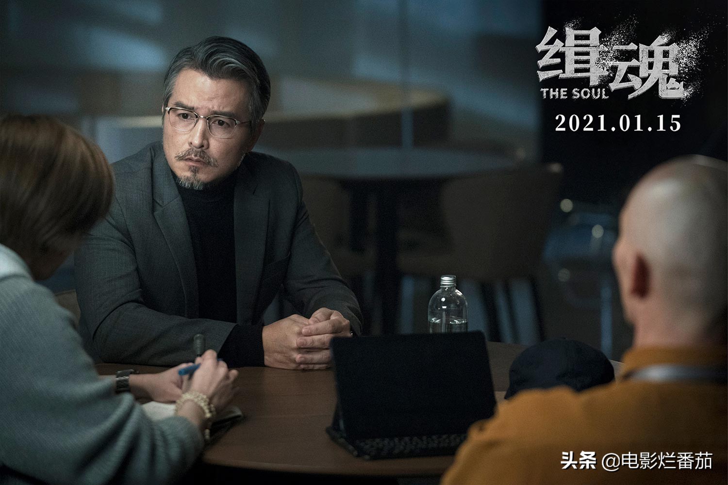 镜头过于直接，观众惊呼连连，很难想象在影院看到这么大尺度作品