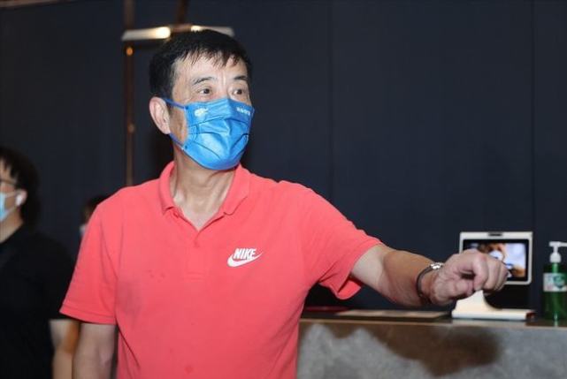 徐亮踢过五大联赛球员吗,徐亮最近比赛