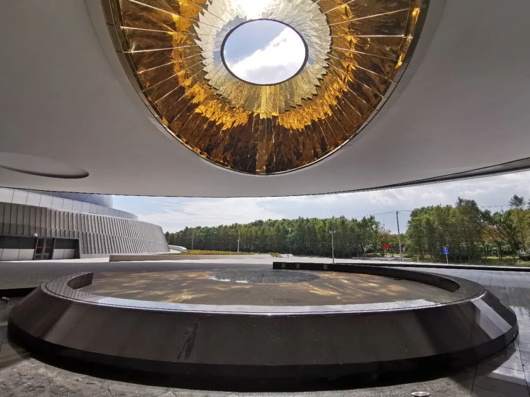 上海天文博物馆球形建筑,上海地标建筑多少层