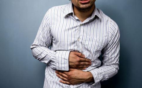 胆囊炎的症状饮食和注意事项,胆囊炎的症状与饮食和治疗