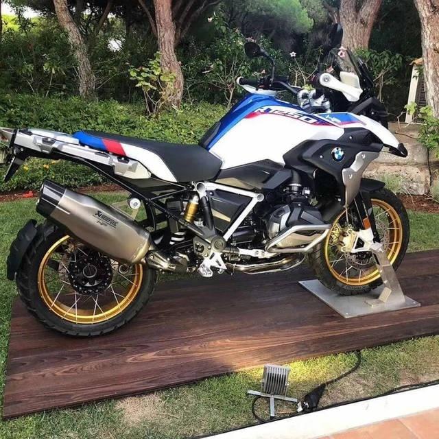 宝马r1200水鸟发展史,宝马r1250gsadventure40周年纪念版