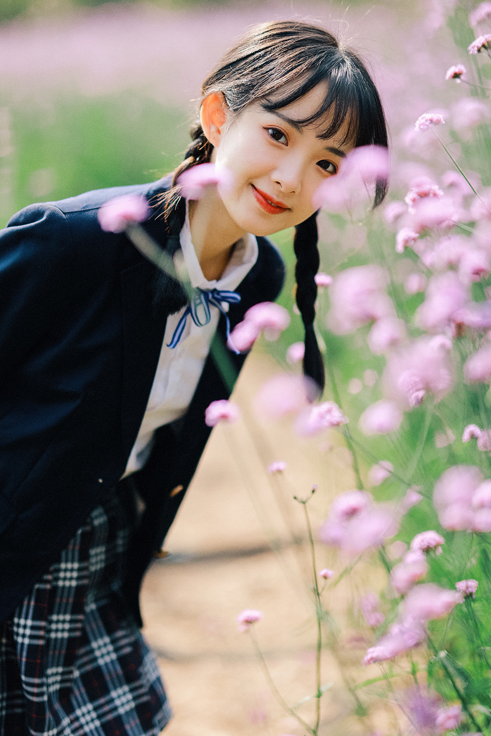 女生拍写真怎么拍出高级感,女生拍照写真技巧有哪些