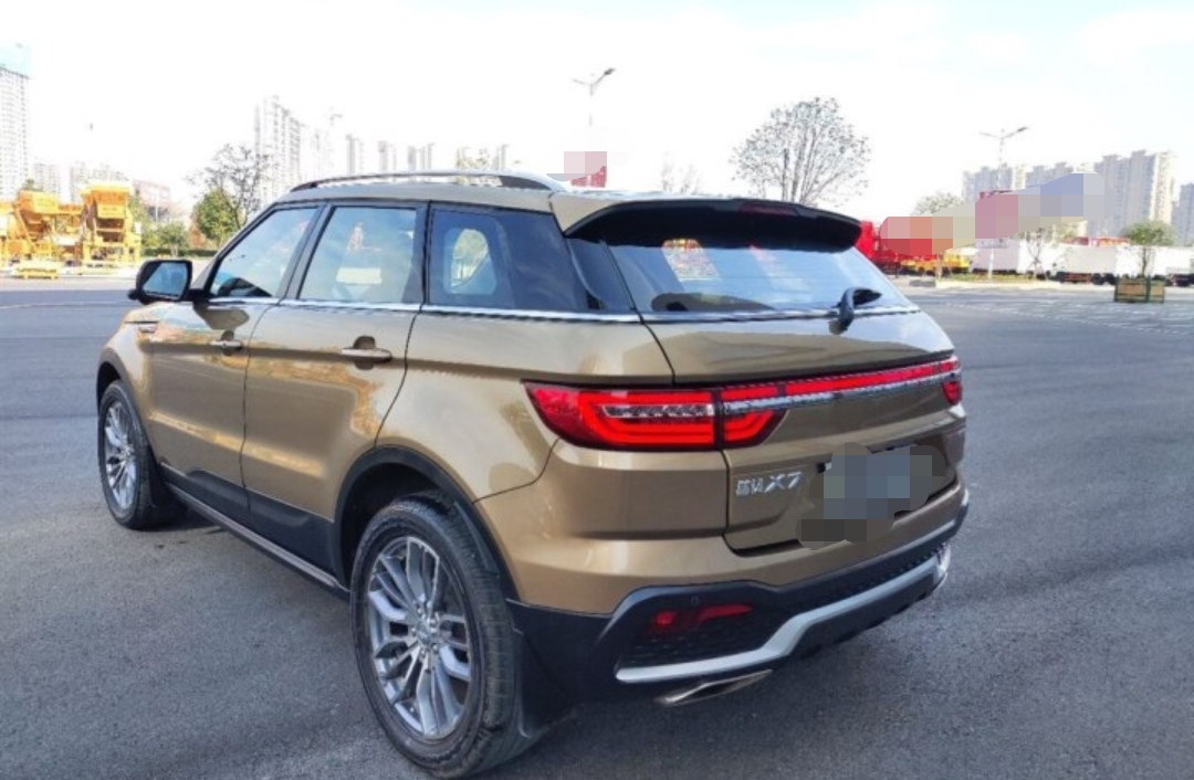 陆风x7劲越油耗怎么样,陆风x7车子性价比