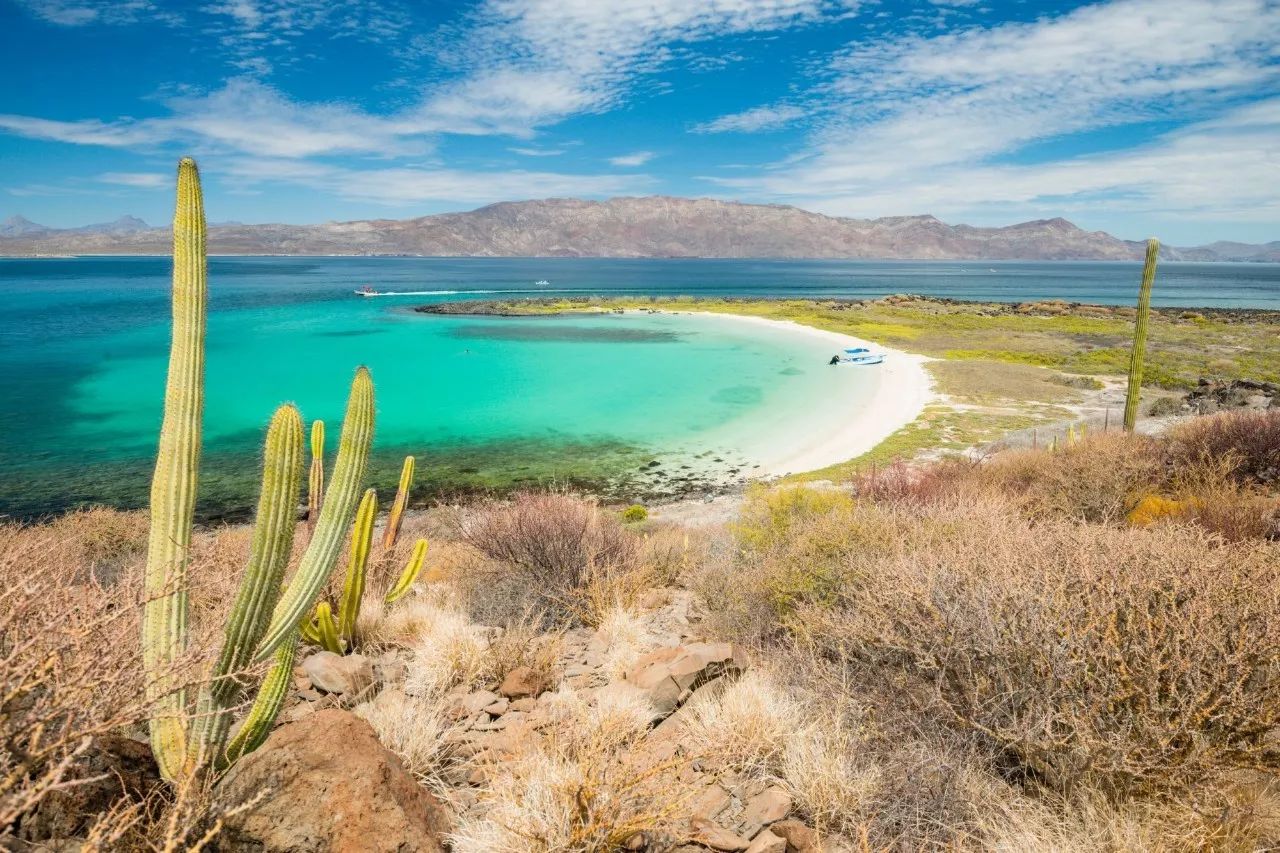 亚洲最大的群岛和半岛,世界之最的半岛和群岛