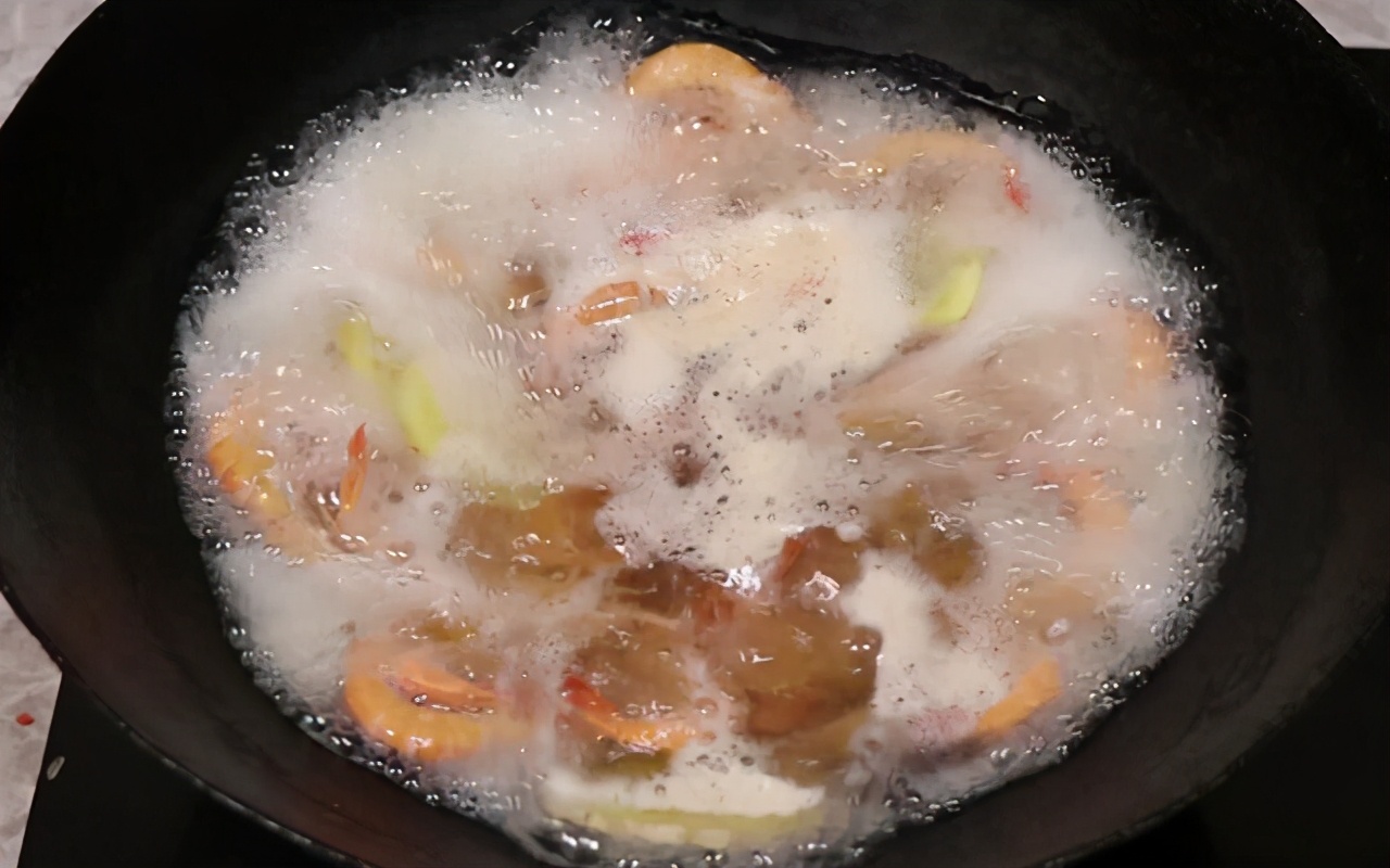 软嫩多汁的大虾的做法,这才是大虾最正确的做法不煎不炸