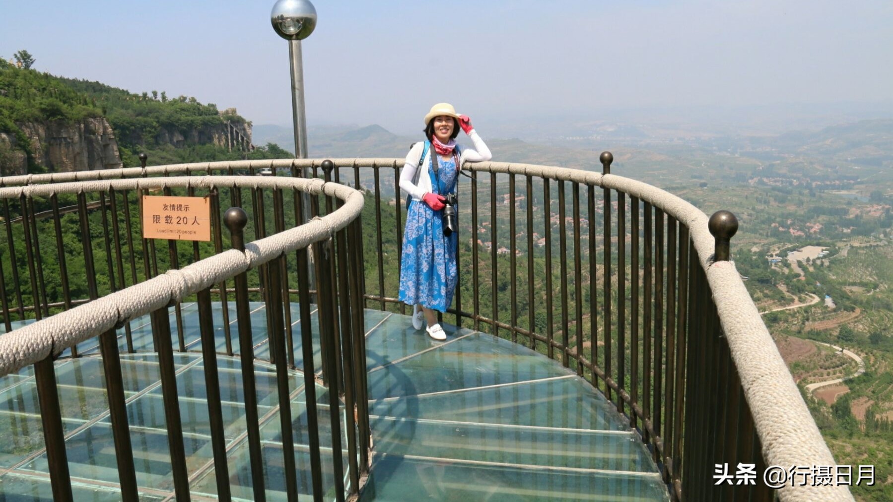 天上王城岩壁,神秘古国天上王城探秘2古墓解密