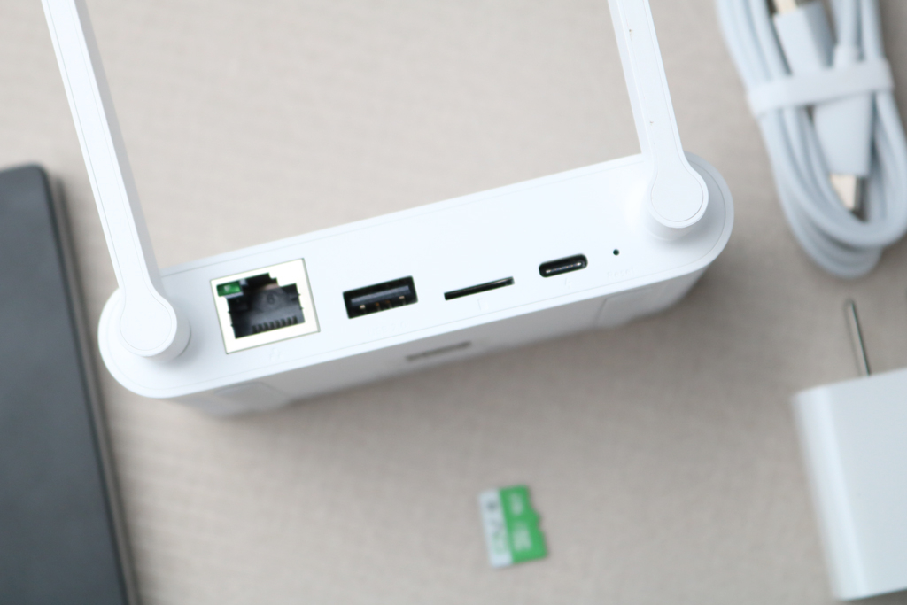 小米室外摄像机电池如何更换,小米室外摄像机电池安装教程