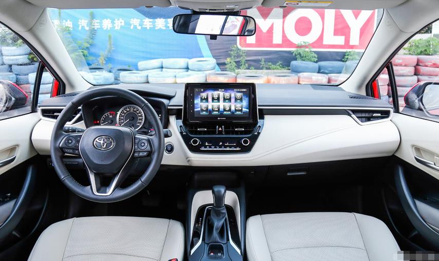 日产轩逸2017款对比卡罗拉,日产轩逸跟卡罗拉哪个更值得买