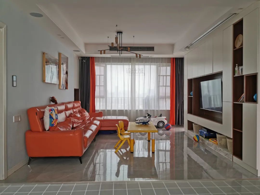 顶楼跟顶楼到底买哪个好,买顶楼房子有什么优缺点