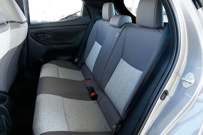 丰田雅力士2011款1.6g自动炫动版,全新丰田雅力士gr