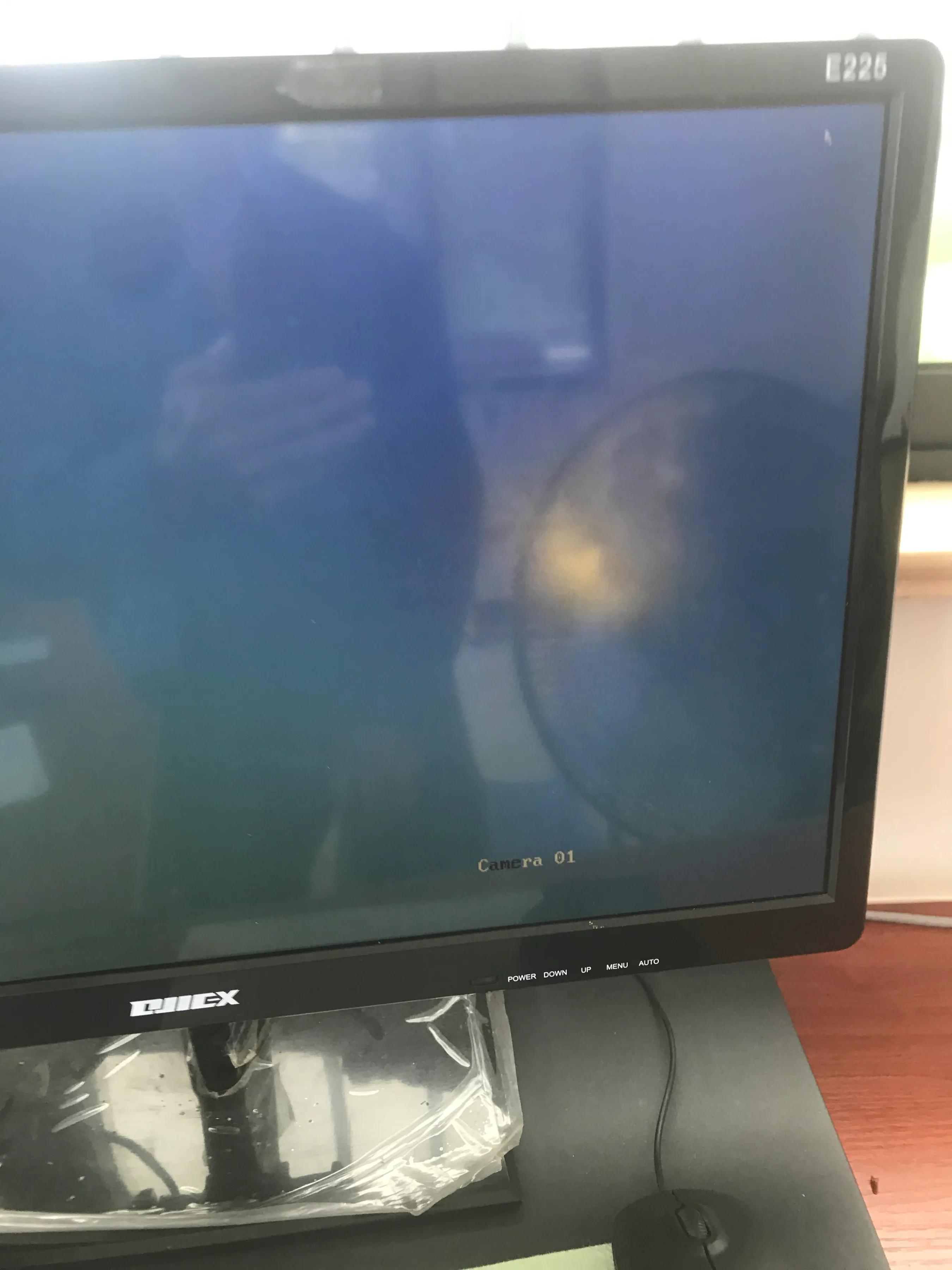 不能喷水，不要报警