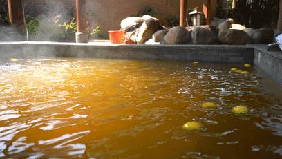 鍘﹂棬澶╂矏娓╂硥閰掑簵,鍘﹂棬澶╂矏娓╂硥鏅偣浠嬬粛