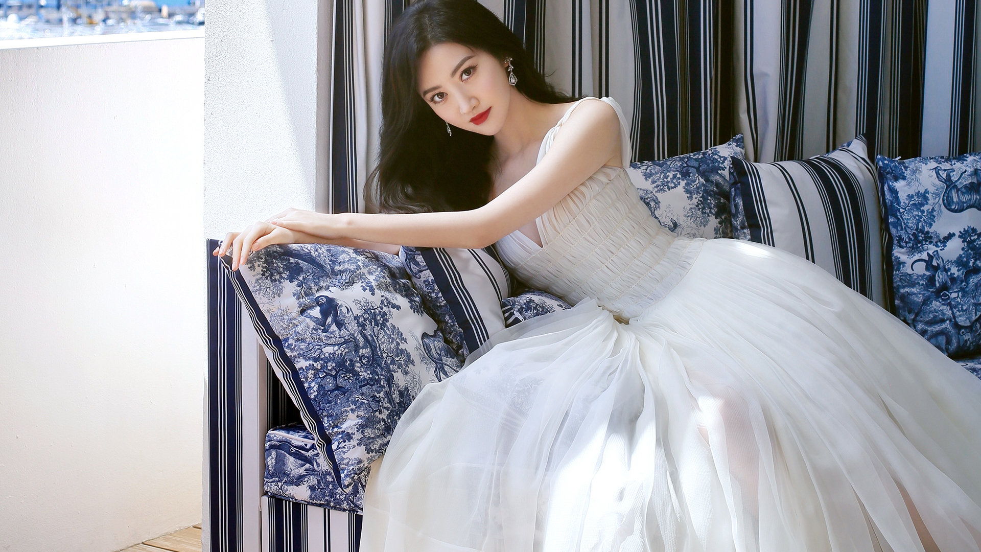 如何追一个刚刚失恋的女生,还没从失恋中走出来的女人怎么追