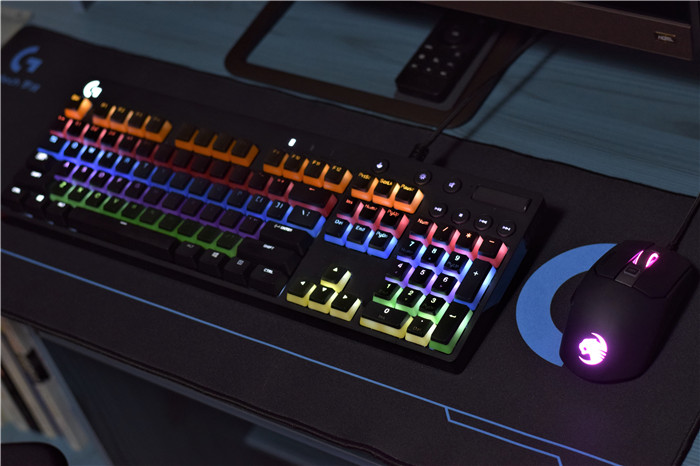 i79700kf配什么显示器,i79700k配置用什么显示器