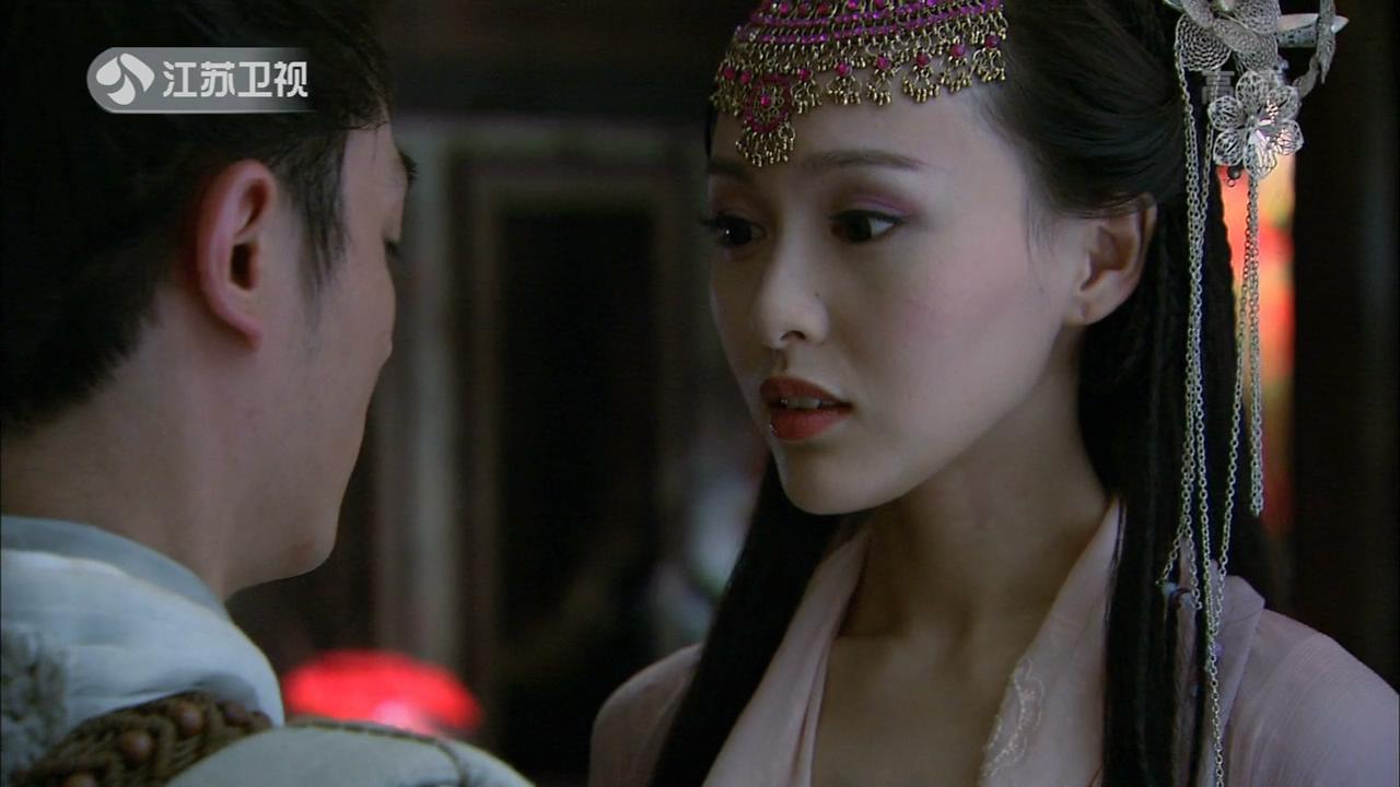 比较火的女明星发型搭配,女明星造型心机发型