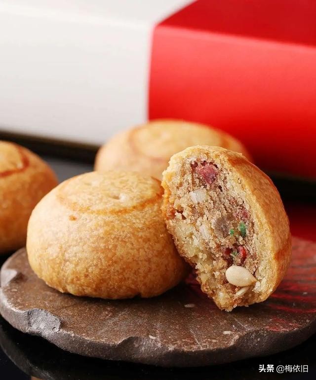 什么地方的月饼最有名最好吃,中秋月饼哪个村做的好