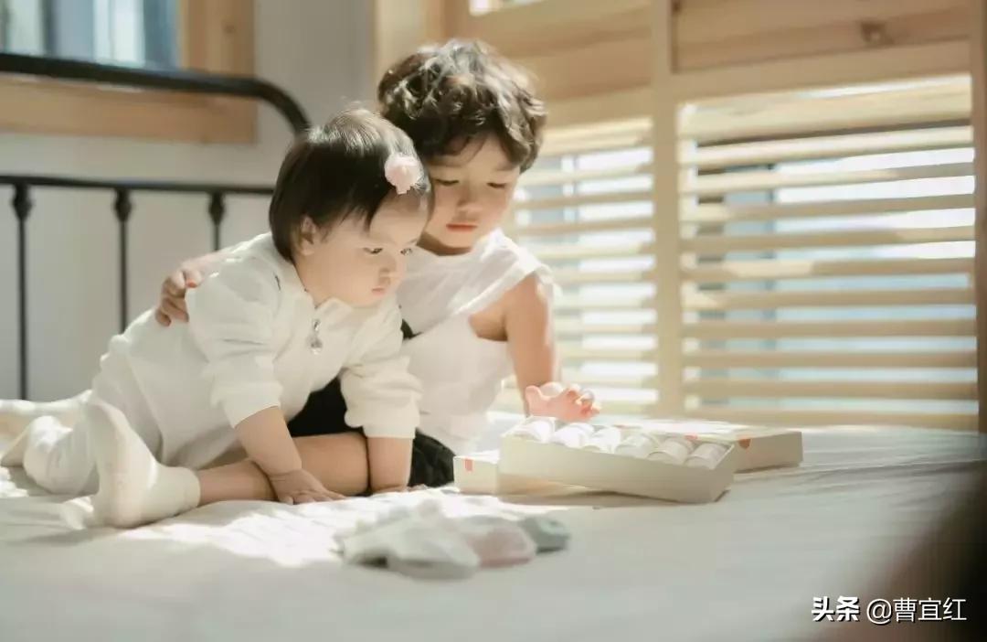 婴儿袜子哪种袜口最好穿,别再给宝宝穿这种袜子