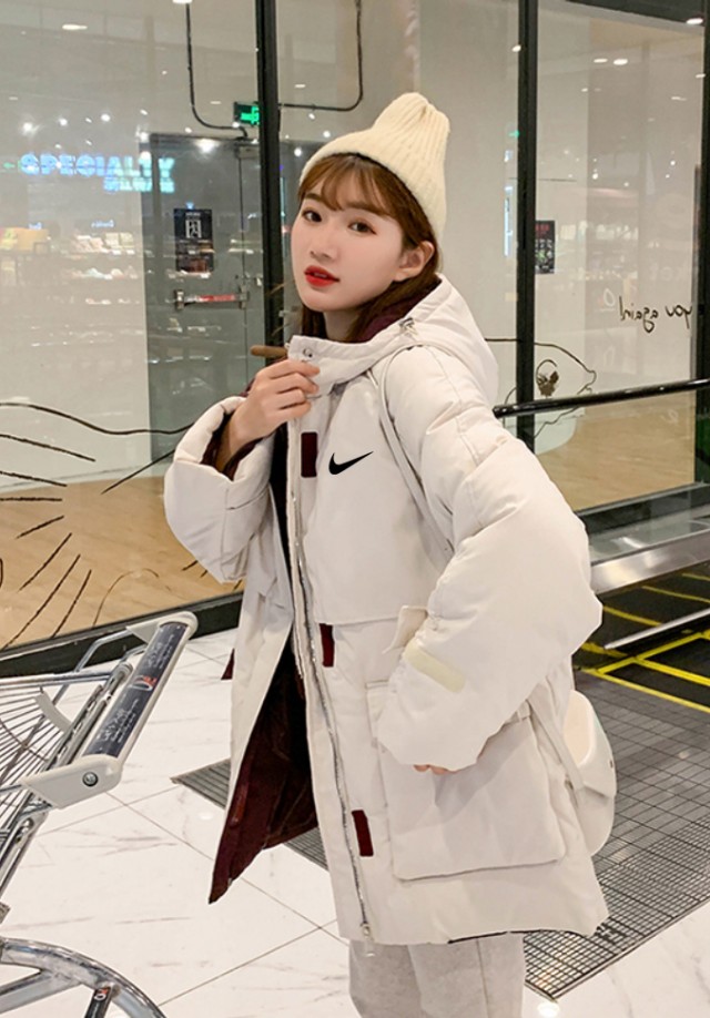 耐克衣服哪个系列穿着好看,耐克红色卫衣新年款