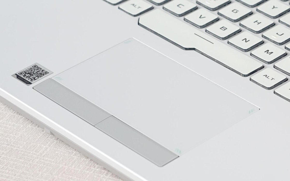 性能怪兽，5900HX+RTX3070，2.5K屏幕，华硕进阶版天选2笔电测评