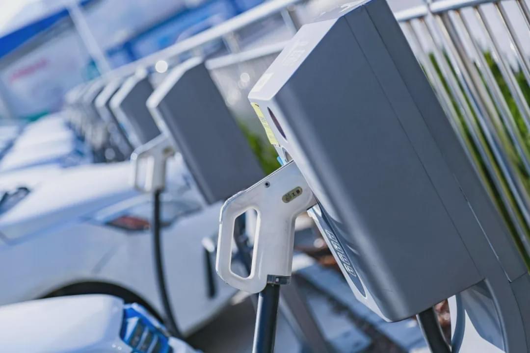 开着小鹏p7去西藏,小鹏p7长时间停放用下电吗