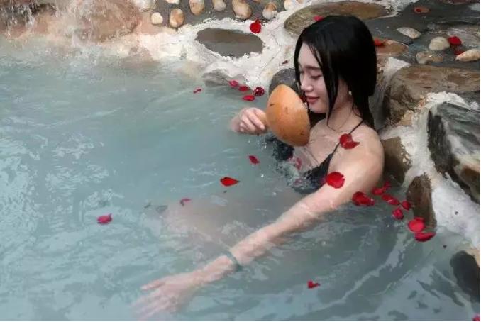 怡情谷温泉酒店399错峰出游,温泉度假酒店推荐广东含自助晚餐