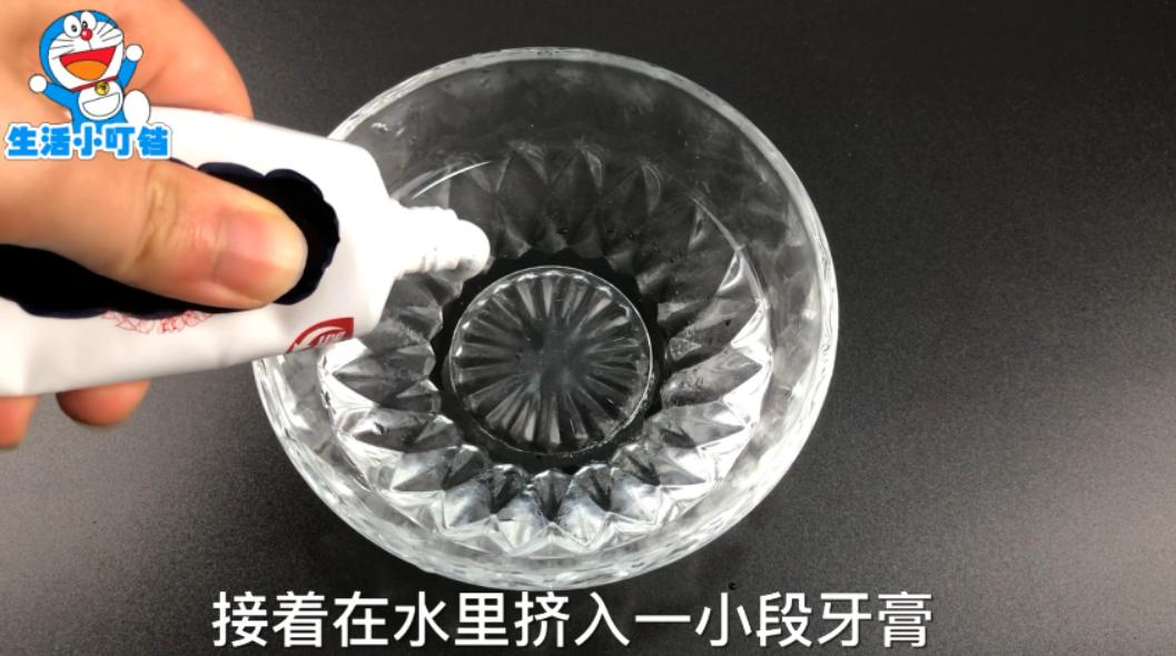 金首饰发乌了能用牙膏清洗吗,金首饰变黑后的清洗方法