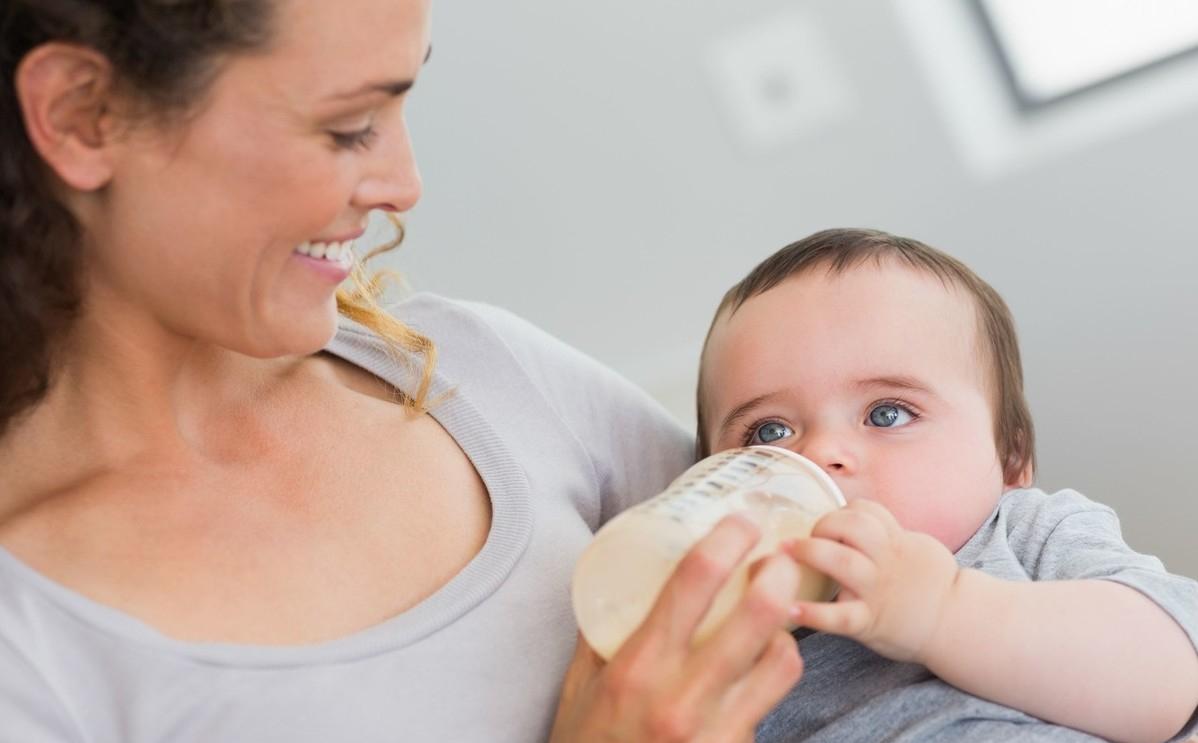 宝宝6个月不睡整觉,为什么6个月的宝宝还不能睡整觉