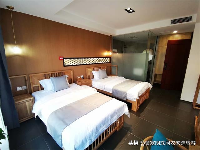 承德瑞阁酒店，新中式精品设计，全实木家具，是您出行在外的家