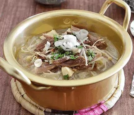 一碗牛肉汤很简单,怎么能快速做好一碗牛肉汤