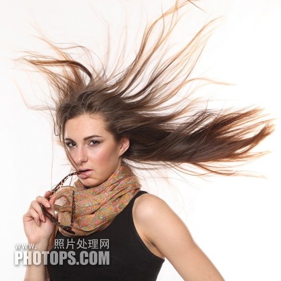 ps抠头发丝通道抠图详细教程,ps抠图抠出头发丝教程