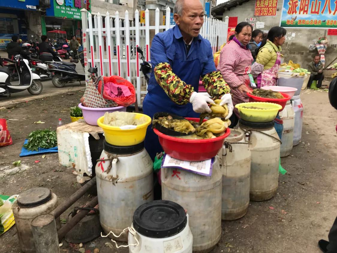 宁明县城美食推荐,宁明街拍