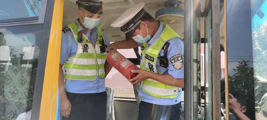 开学第一天，大悟公安已暖心就位！