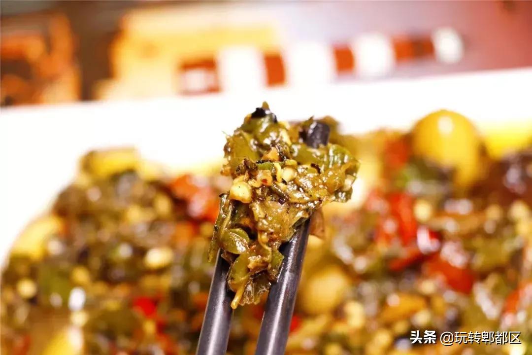 坐标蜀都万达！一口秒穿金庸世界的江湖菜！泼辣到肾上腺素狂飙