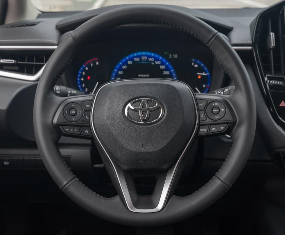 丰田卡罗拉省油王落地价,省油的丰田卡罗拉