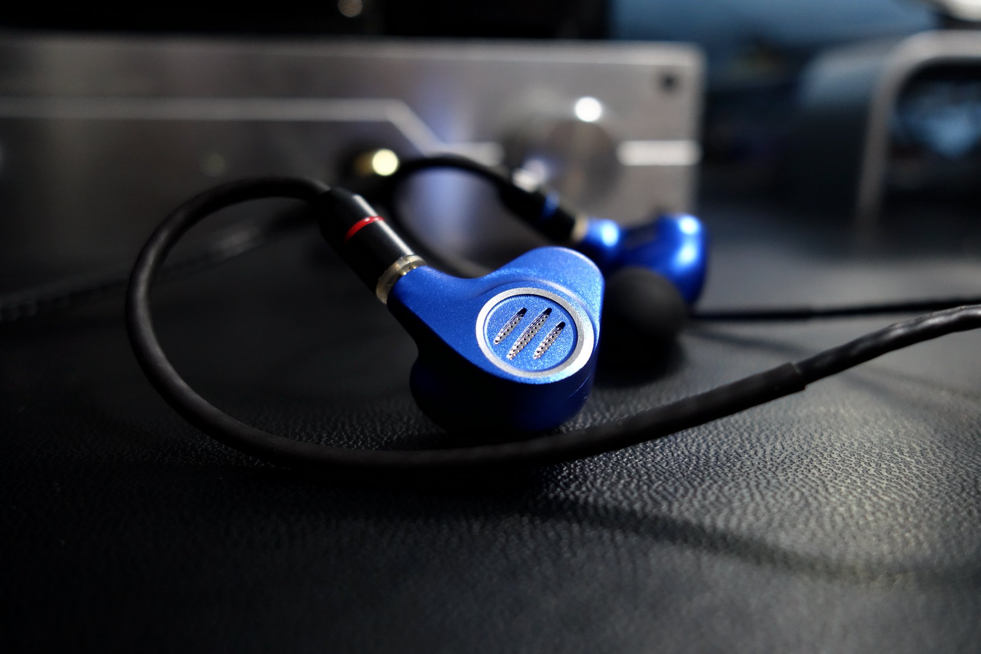 两百元以内pubg耳机测评,不到千元rgb音响