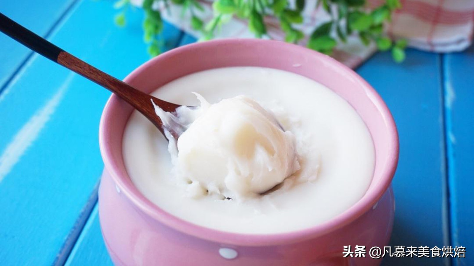 色拉油和调和油的区别是什么,调和油与色拉油的区别是什么