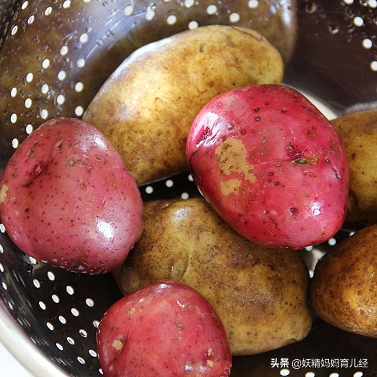 7个月宝宝辅食含铁钙,7个月宝宝吃什么辅食补铁补锌