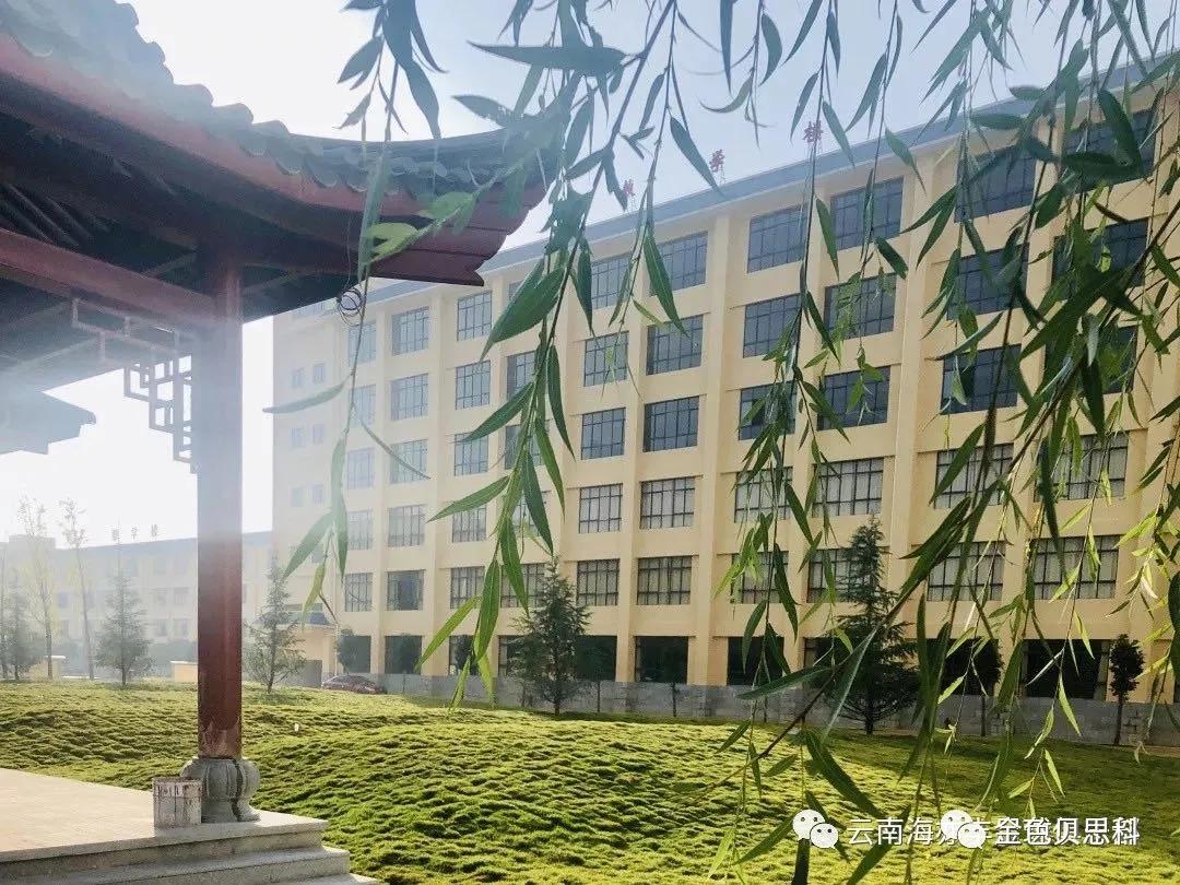 昆一中西山学校优质生源基地——金色学校足球特色课