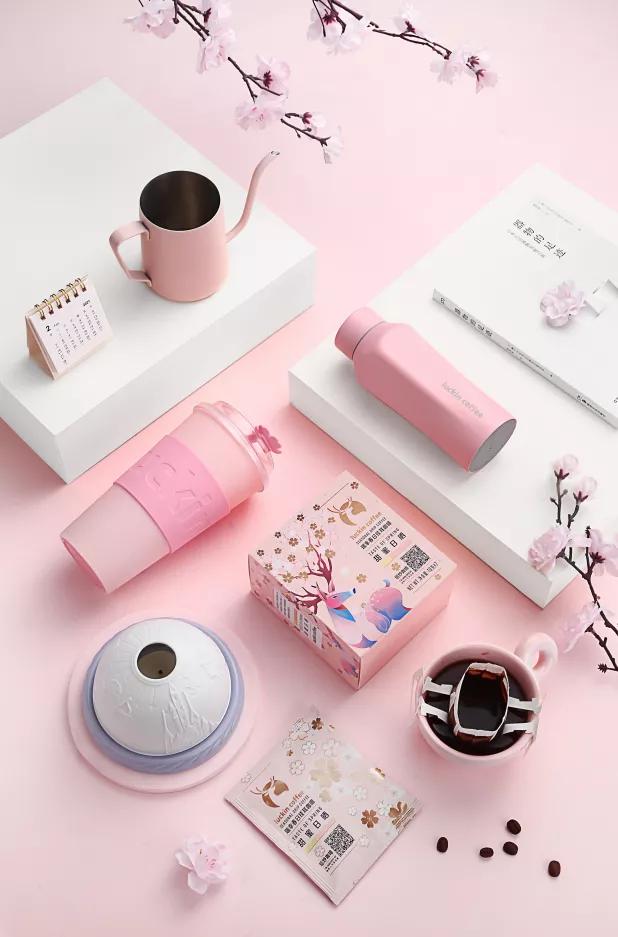 瑞幸为什么都叫瑞幸咖啡呢,瑞幸卖的都是咖啡吗