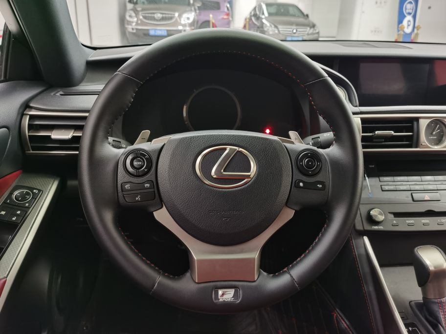 被遗忘的德系车,雷克萨斯is200落地价2024款