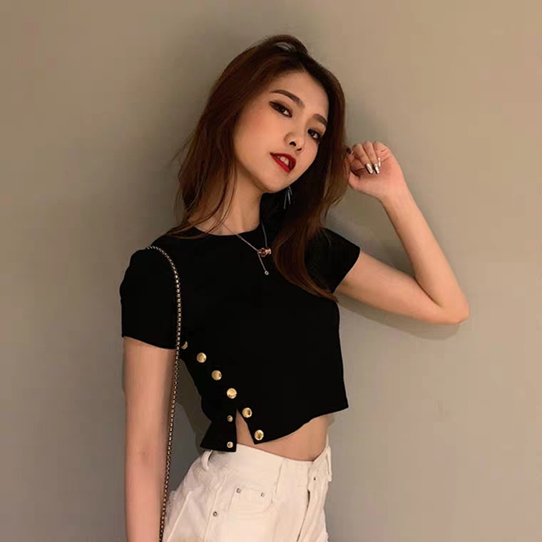 肩宽该怎么穿啊,肩宽适合怎么穿