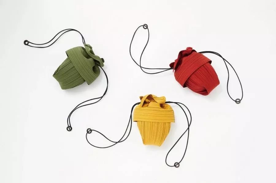 三宅一生的新广告这么好看？