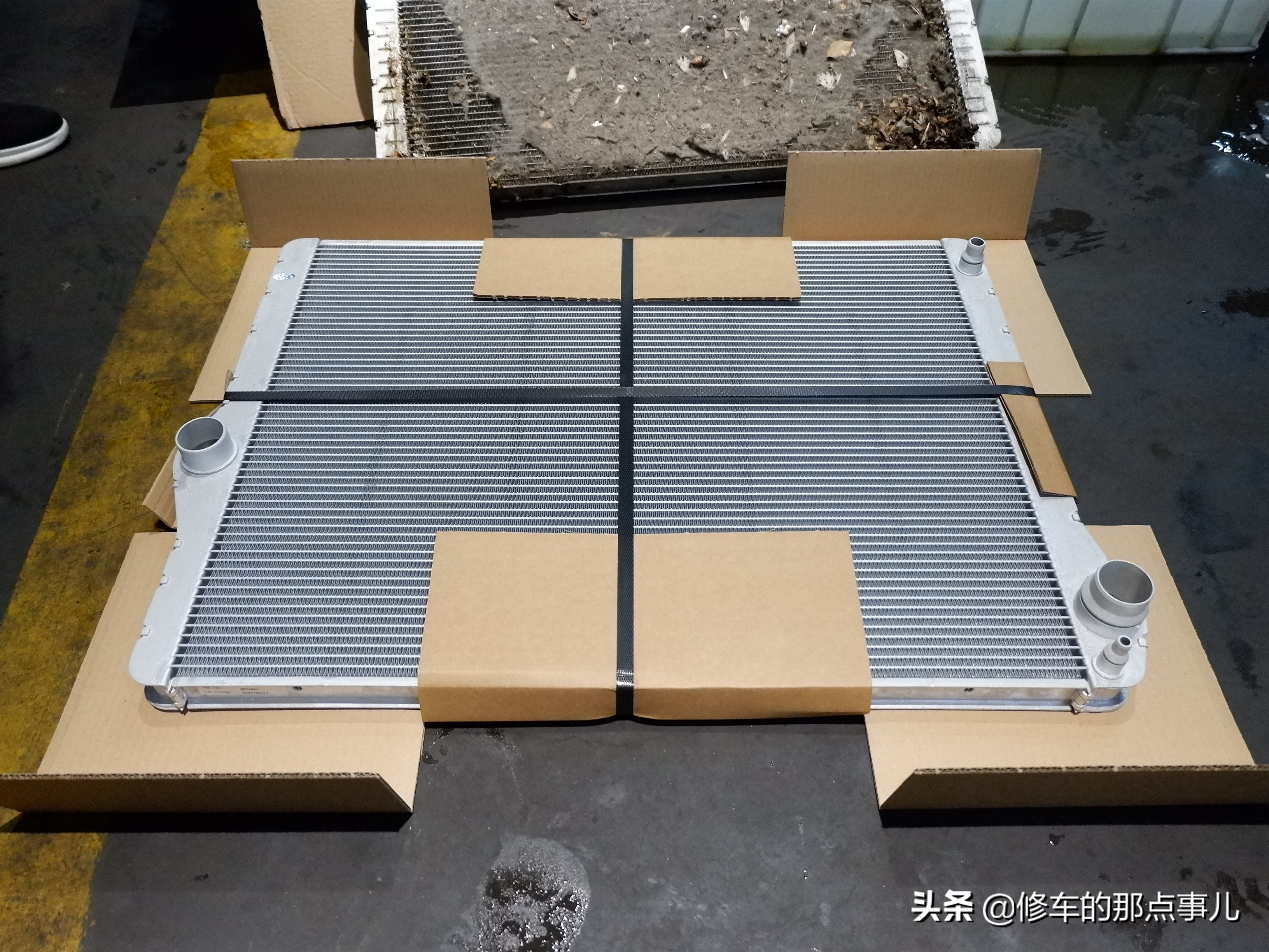 宝马换防冻液小水箱,宝马换防冻液要不要加水