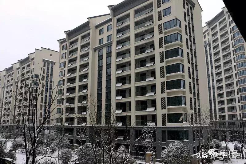 胡亚波考察军运村时强调：借鉴韩国办赛经验办一届精彩军运会